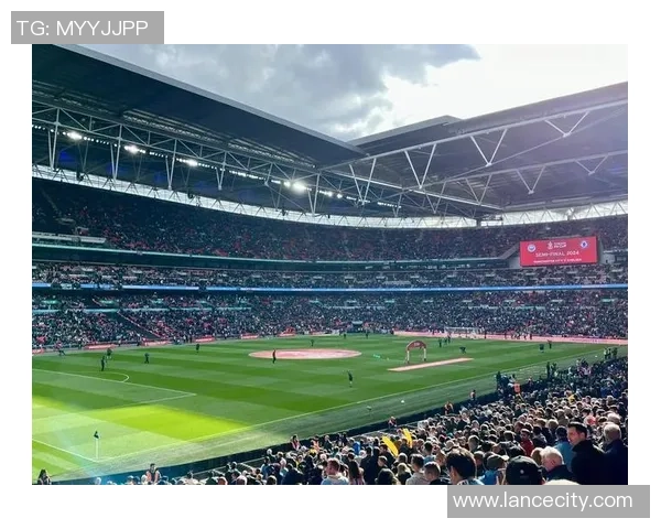 切尔西在足总杯中以1-0战胜本菲卡逆转瞬间点燃全场激情