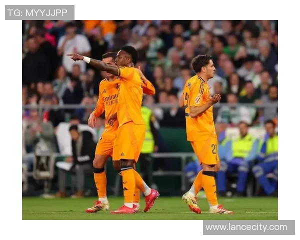 西甲激战多特蒙德与莱比锡战平0比0逆转瞬间引发全场热议