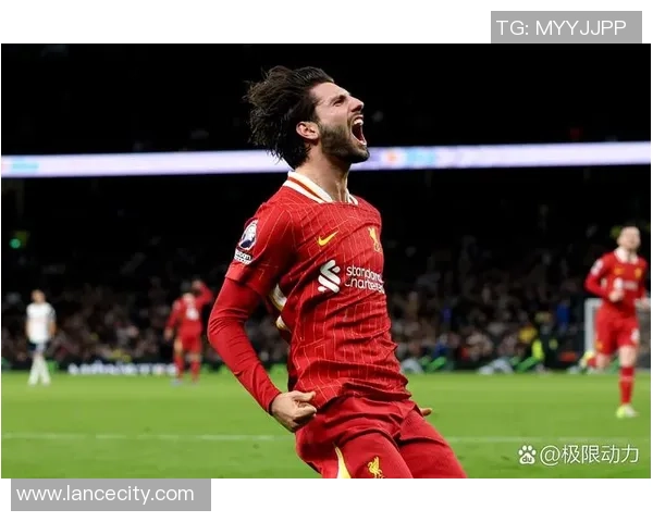 英超精彩对决波尔图狂胜利物浦五球大捷引爆全场激情