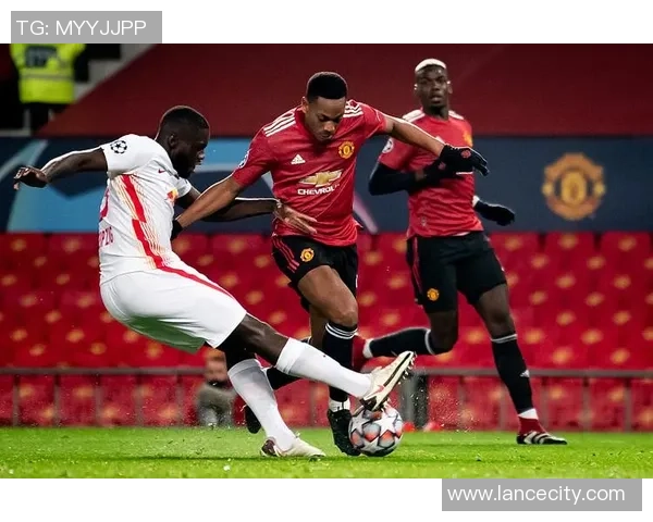 足总杯激战莱比锡大胜曼联五球狂潮补时进球引爆全场热情